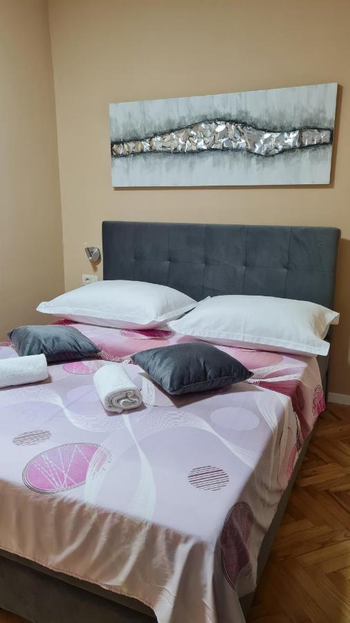 Apartments Prizmic Podstrana Luaran gambar