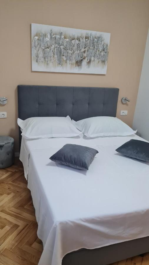 Apartments Prizmic Podstrana Luaran gambar