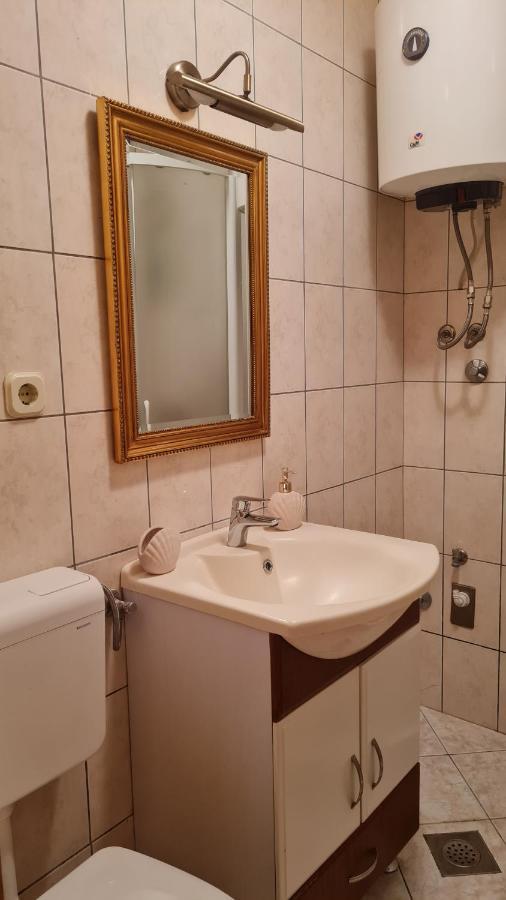 Apartments Prizmic Podstrana Luaran gambar